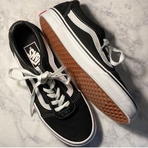 Vans Old Skool Shoes